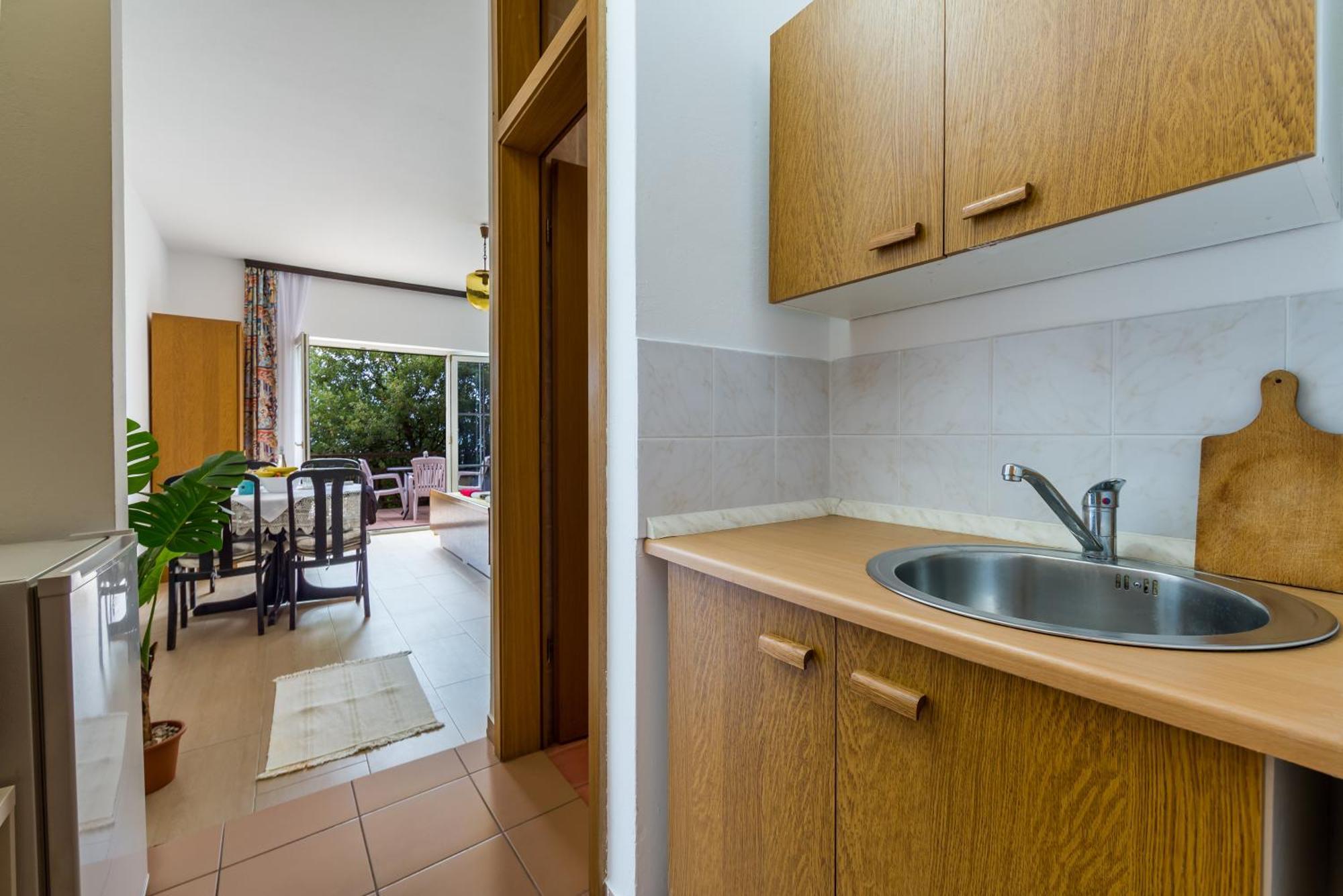 Apartments Claudia Šmrika Екстериор снимка