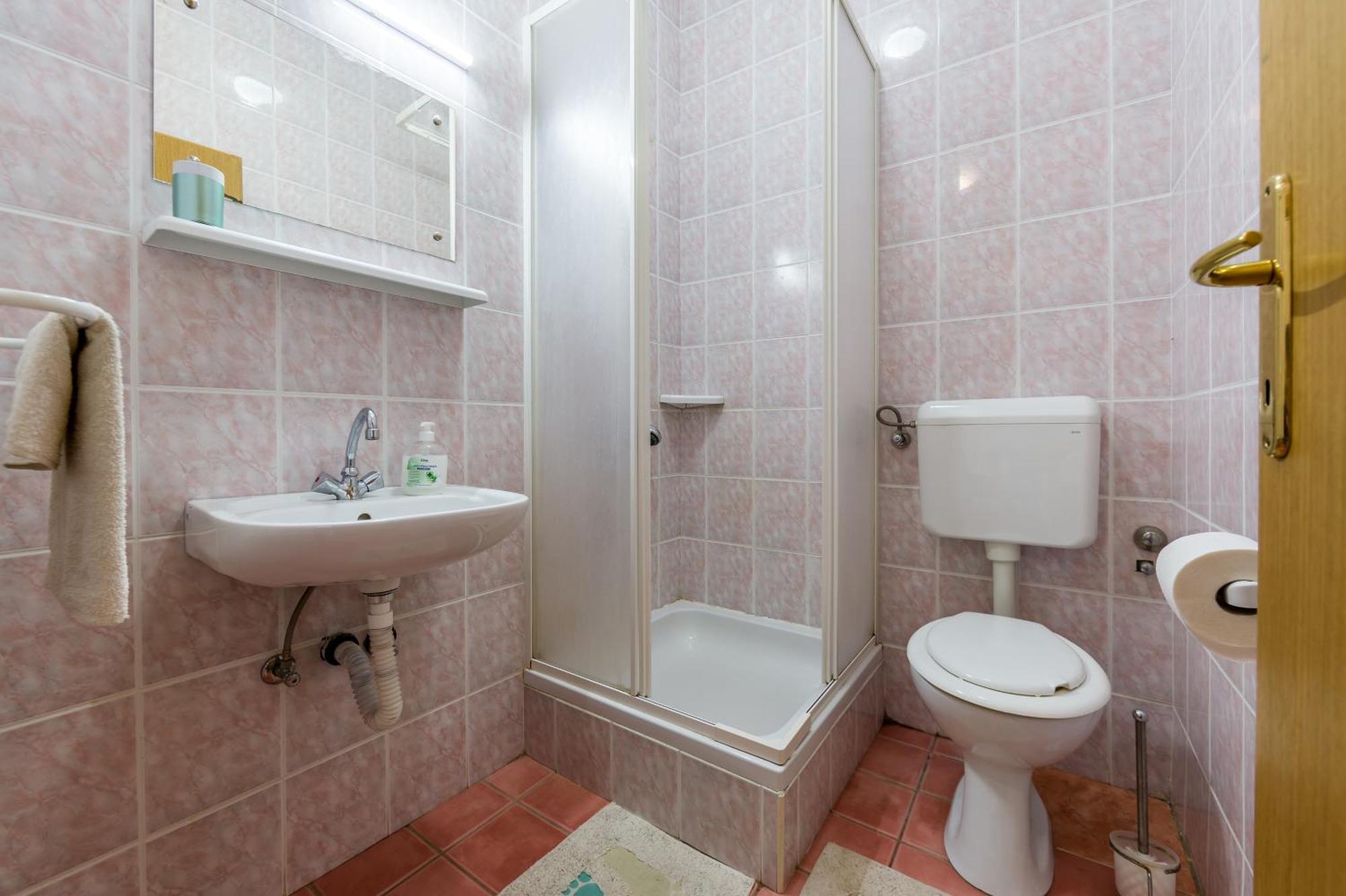 Apartments Claudia Šmrika Екстериор снимка