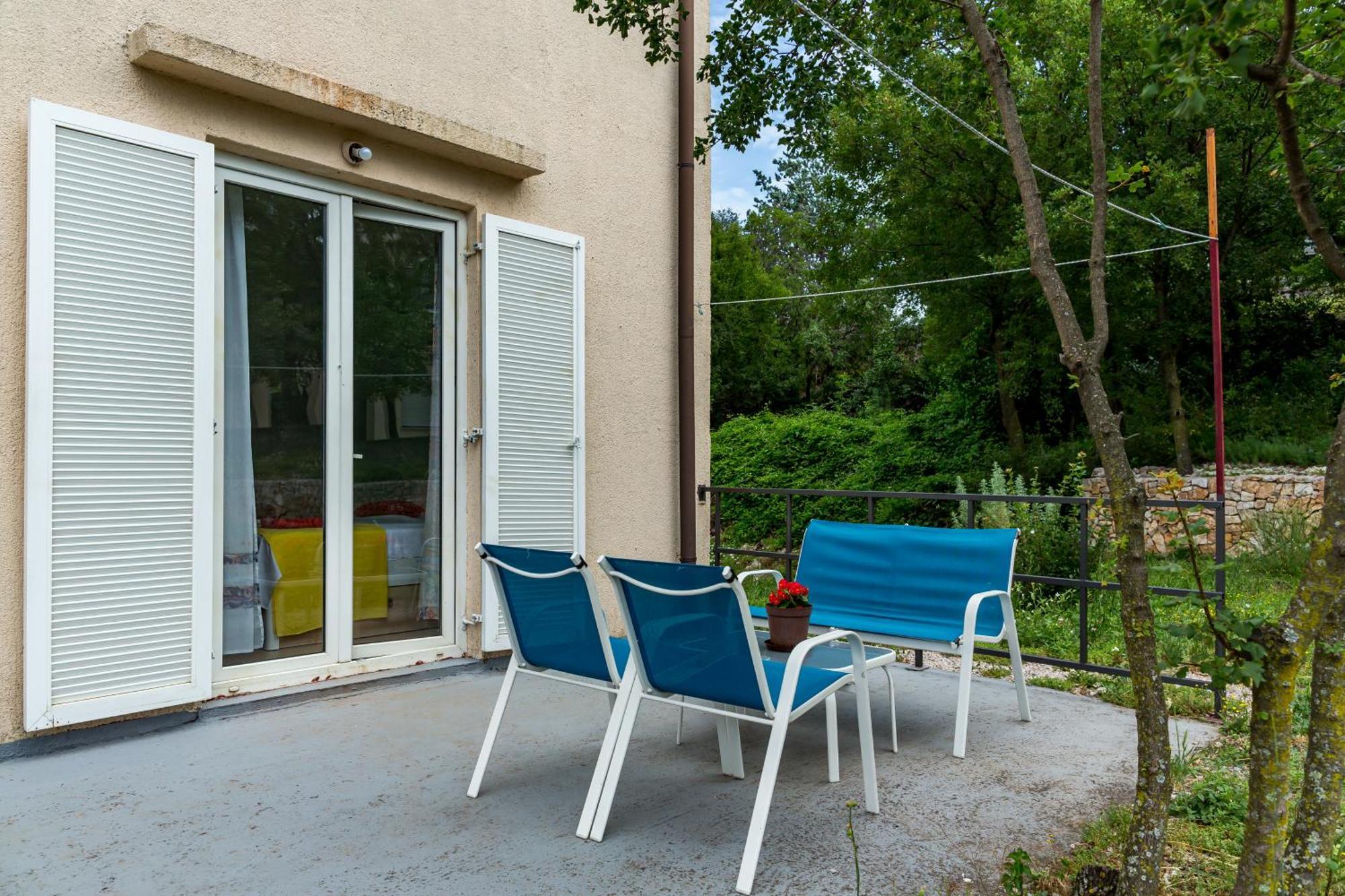 Apartments Claudia Šmrika Екстериор снимка